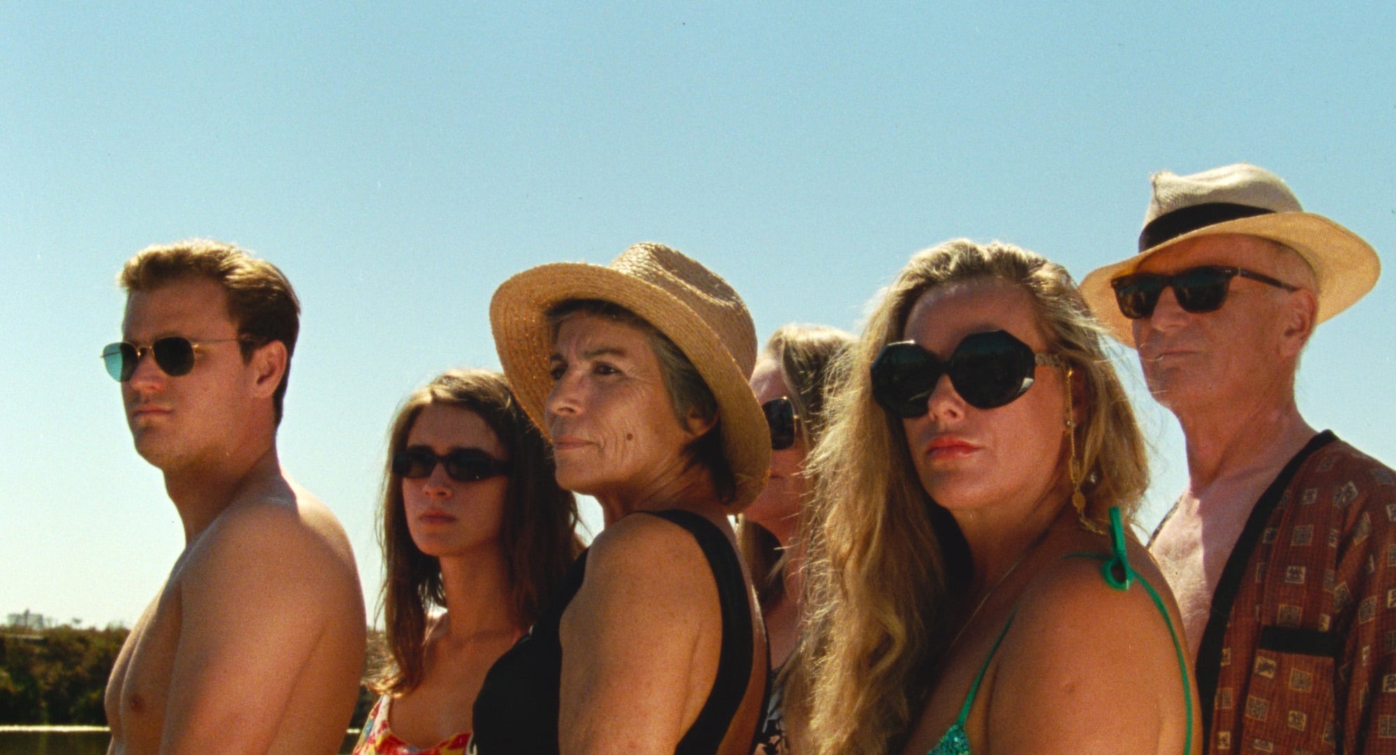 “A solidão dos lagartos” (“The Loneliness of Lizards”),Director: Inês Nunes.