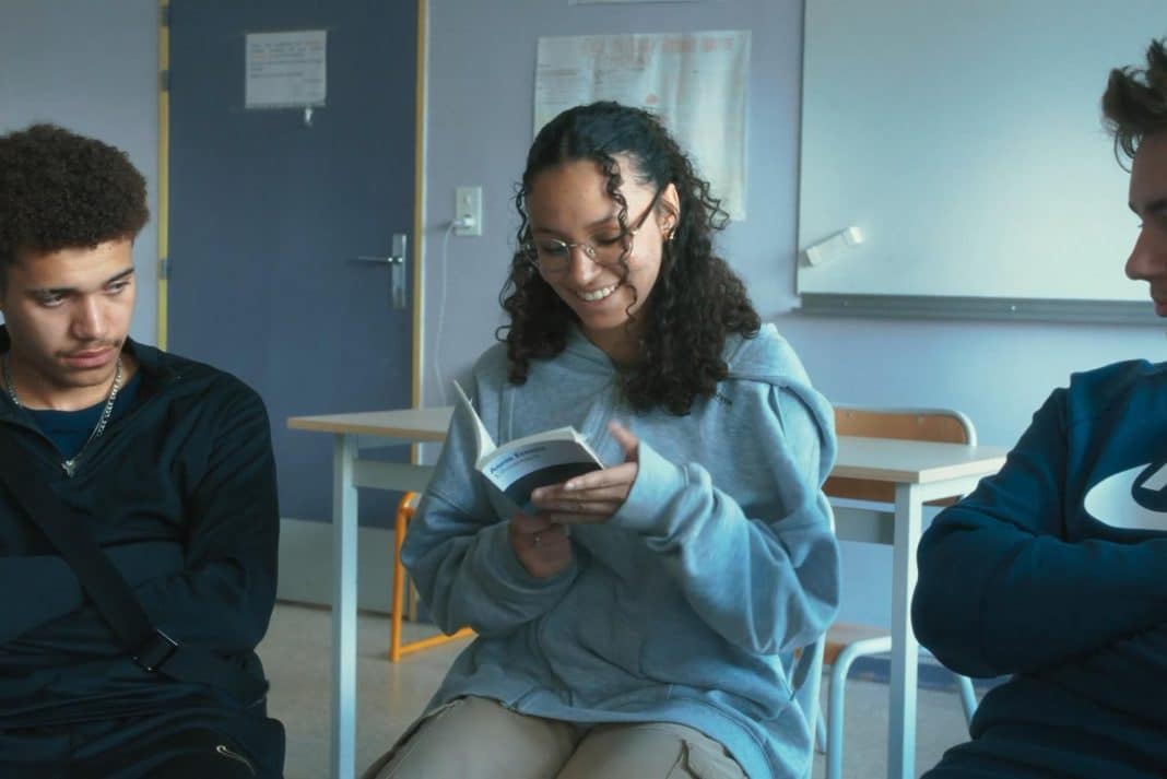 Still from ‘Writing Life: Annie Ernaux Through the Eyes of High School Students’ (Director: Claire Simon)