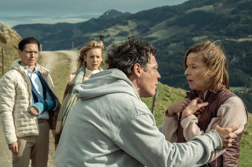 Mike van Diem’s ‘Voor de Meisjes,’ Morgan Knibbe’s ‘The Garden of Earthly Delights’ Dominate Netherlands Film Festival Awards (Full Winners List)